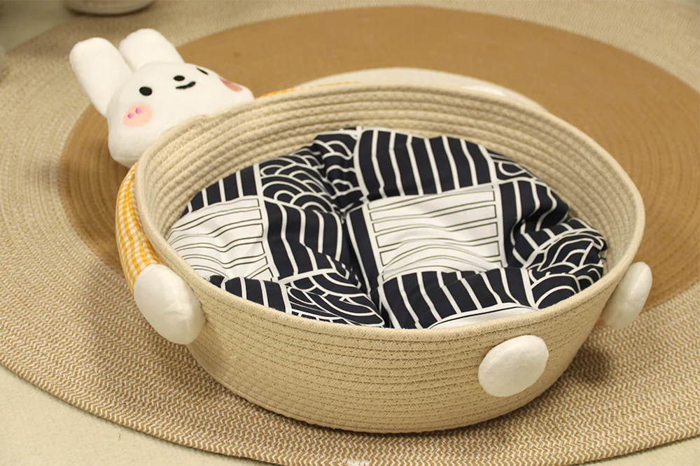 Spring and summer cute lovely cotton cat bed with good permeability  Various sizes 1