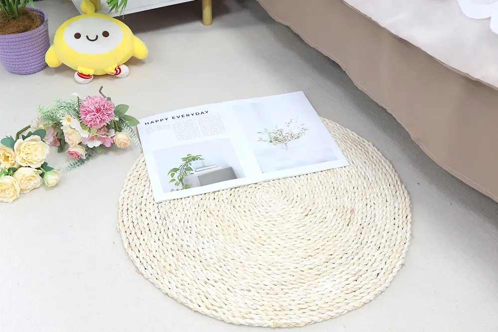 Large Straw Rug by BasketGem 2