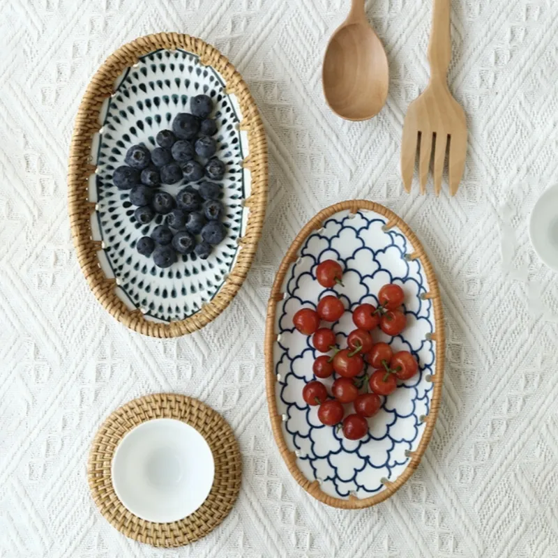Round Rattan Tray by BasketGem 2