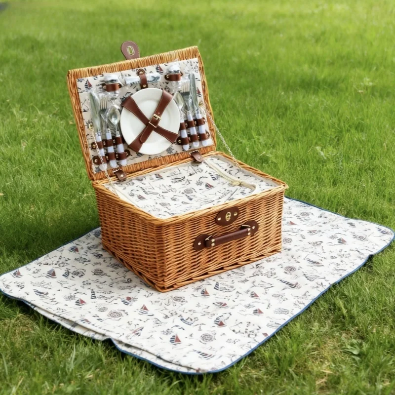 Multifunctional storage wicker picnic basket, essential storage item for outdoor gatherings 1