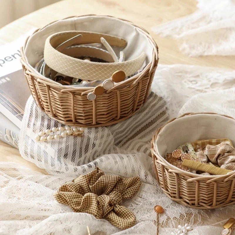 Cylindrical wicker storage basket with lining - a home storage solution. 1