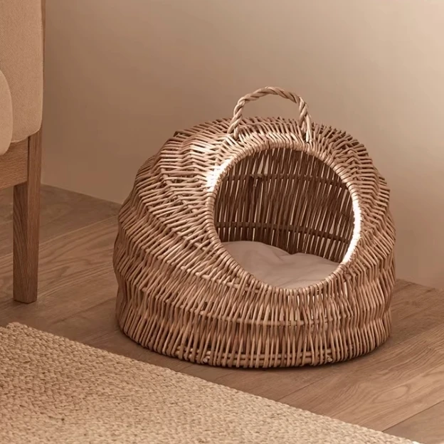 Basketgem Handmade Natural Wicker Dome Pet Carrier Bed | Wholesale Customizable Cat House with Handle 1