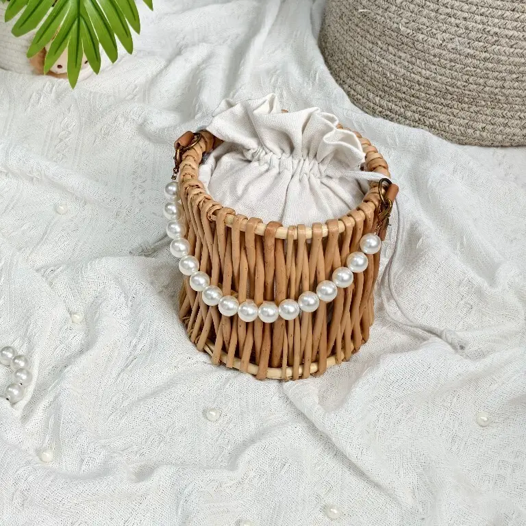 Willow Coach Bag by BasketGem 6
