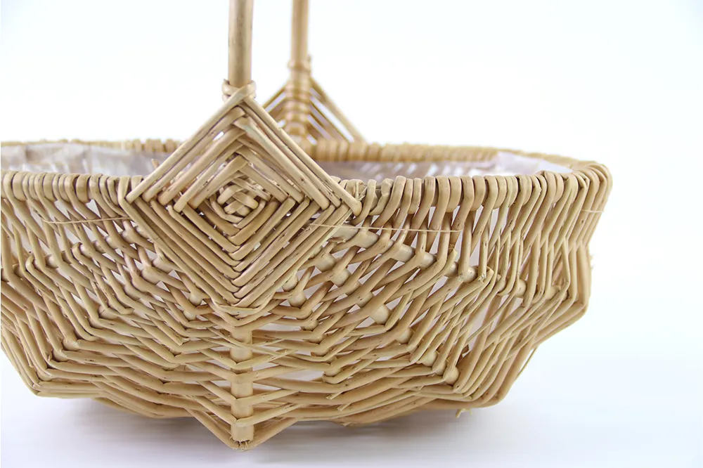 Willow Weaving - - BasketGem 7