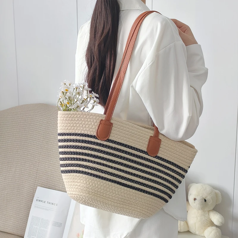 Basket Gem   one-shoulder weaving bag  lines design  being used in the holiday or journey    large capacity 1