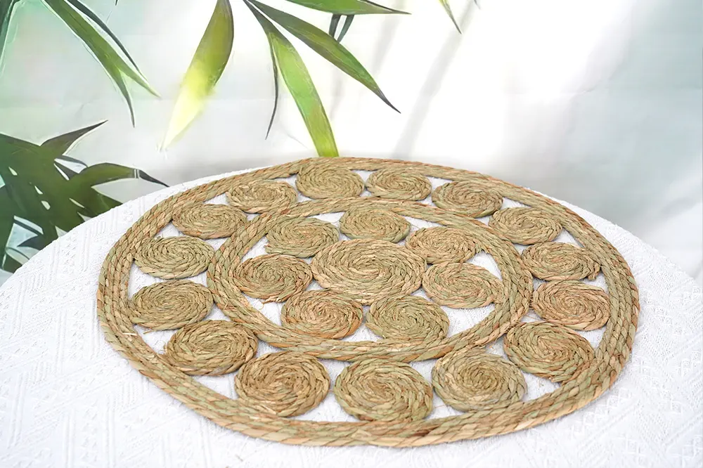 Round Straw Rug by BasketGem 4