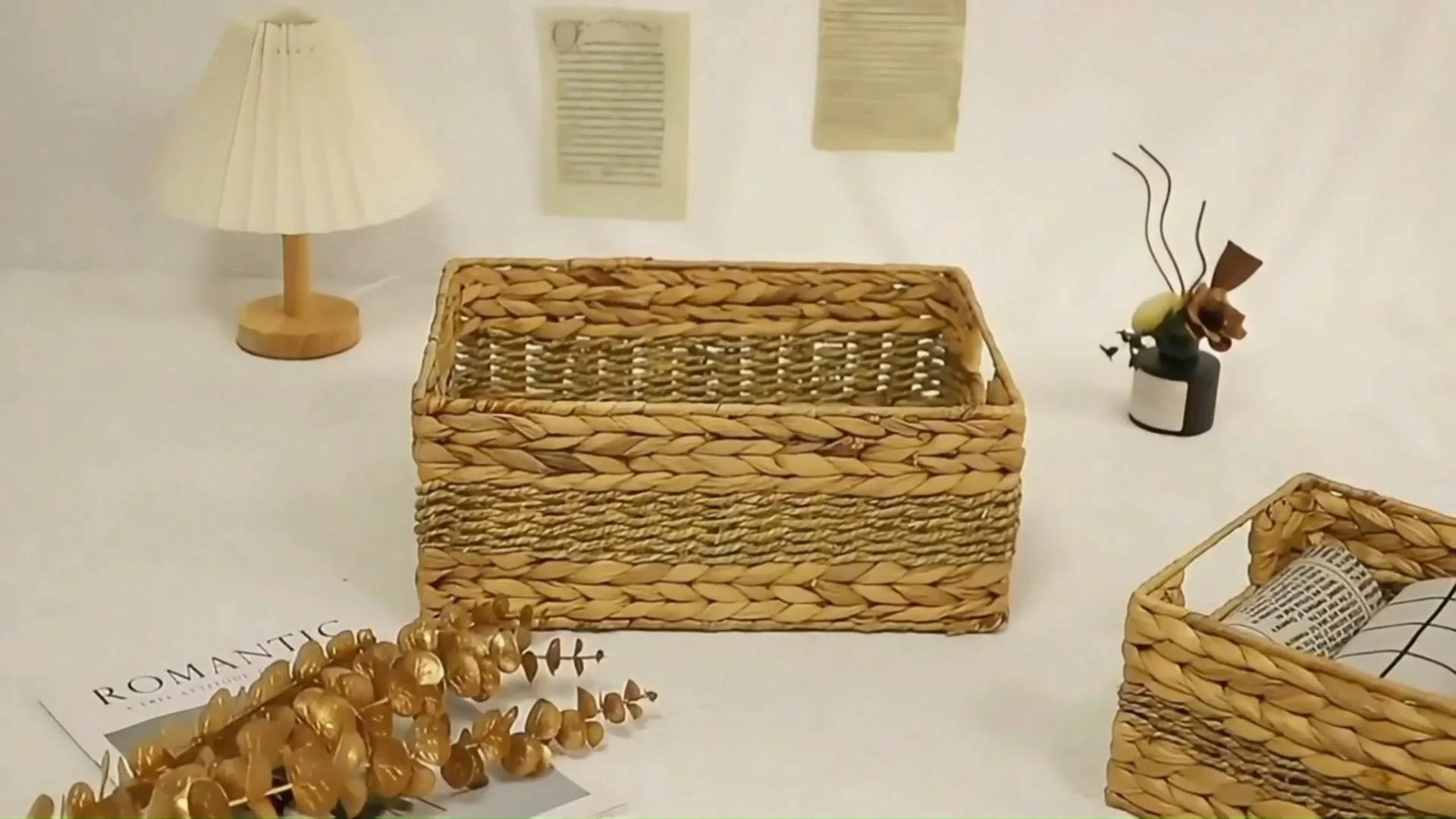 Cesta Gem Home Cesta de armazenamento de palha com design de combinação de duas cores em vários tamanhos 1