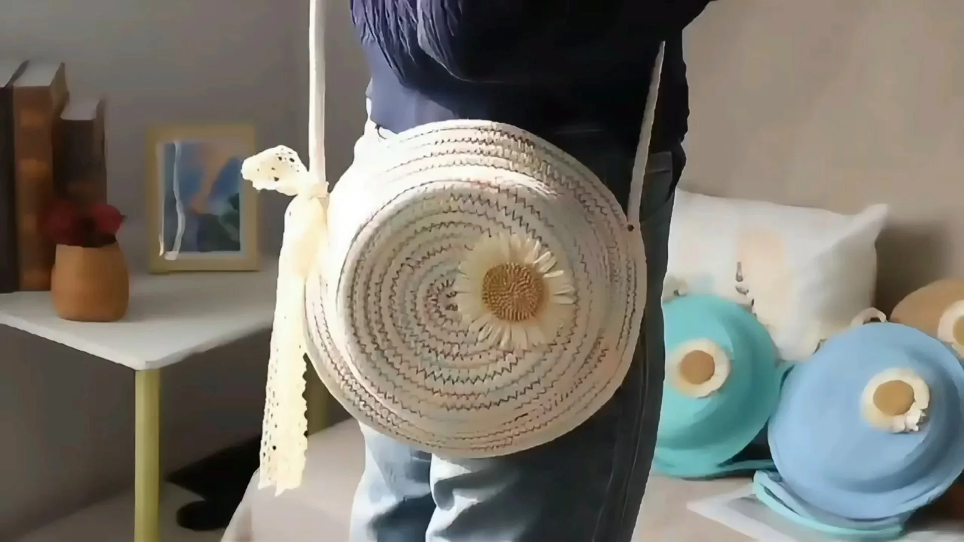 Basket Gem-bolso redondo pequeño con diseño minoritario para mujer, bandolera y cuerpo cruzado, a la moda, para ir al trabajo 1