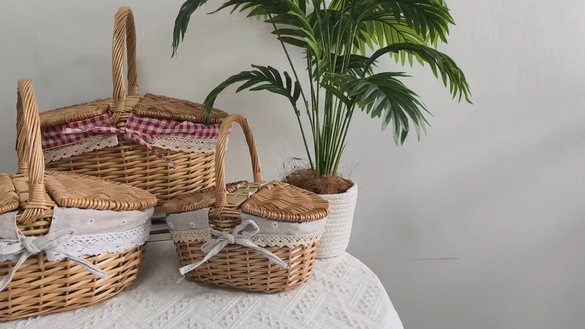 Panier pique-nique Willow avec couvercle à rabat et doublure 1