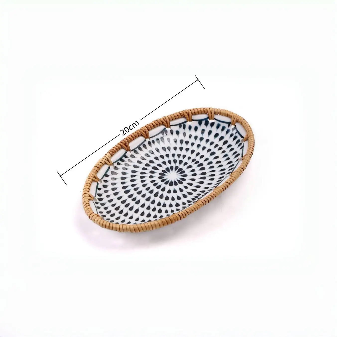 Round Rattan Tray by BasketGem 4